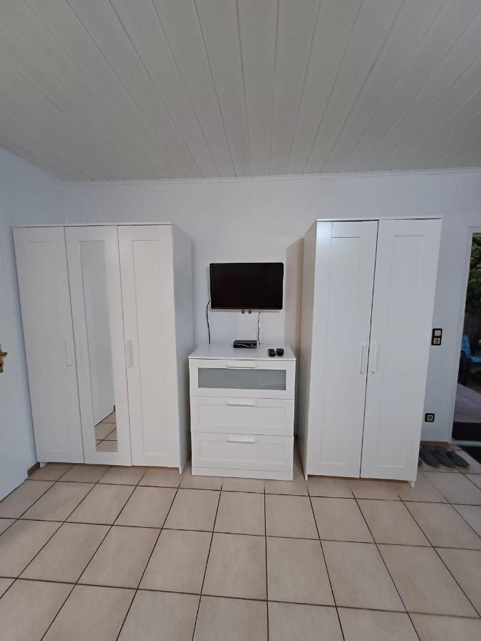 Ferienwohnung Neli Am Rhein Rheinbrohl Dış mekan fotoğraf