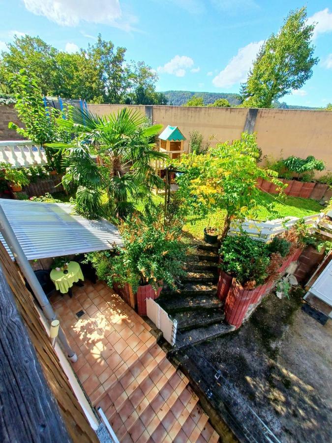 Ferienwohnung Neli Am Rhein Rheinbrohl Dış mekan fotoğraf