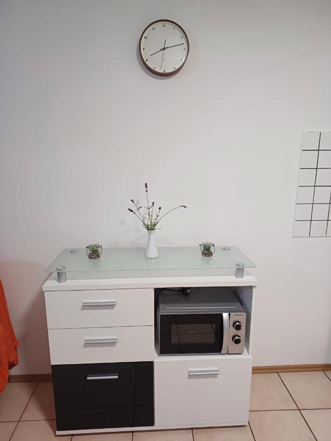 Ferienwohnung Neli Am Rhein Rheinbrohl Dış mekan fotoğraf
